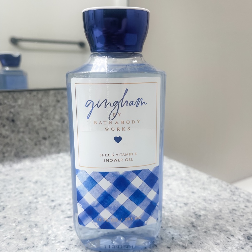 BRAND NEW- Bath & Body Works Gingham Shower Gel